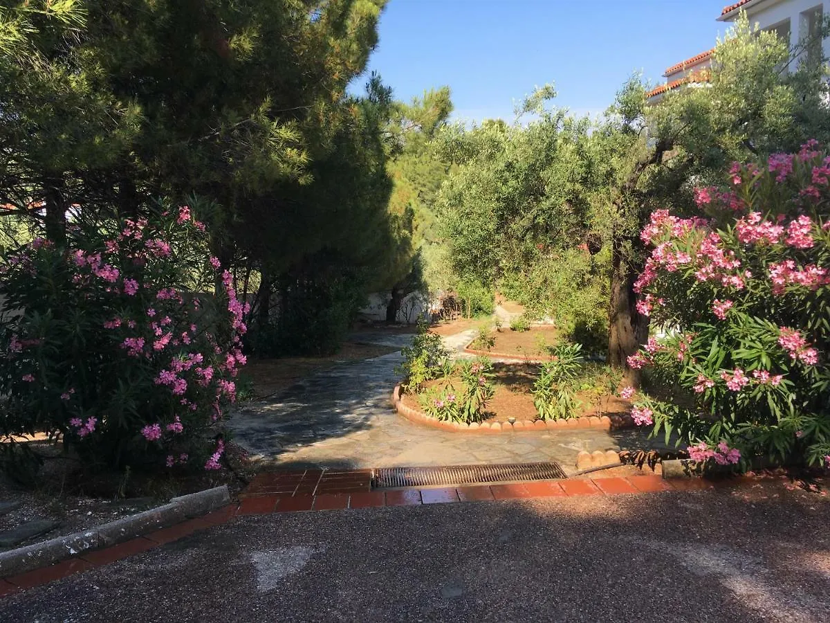 Villa Askamnia And Suites Nikiti  4*, Nikiti (Sithonia) Greece