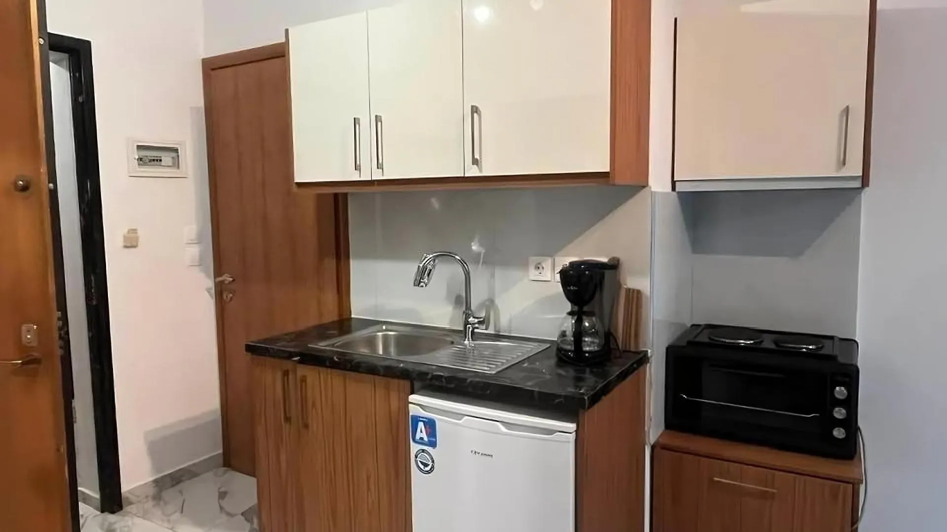 Villa Askamnia And Suites نيكيتي